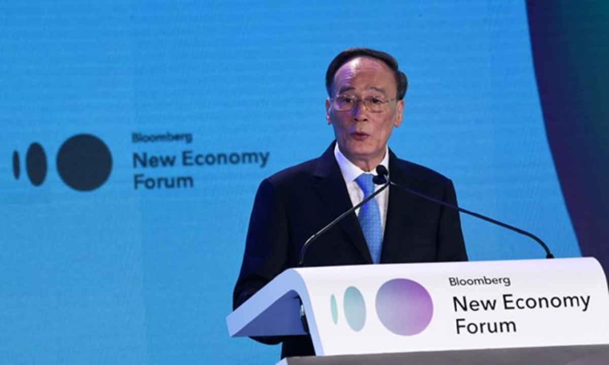 forum Bloomberg New Economy Forum
